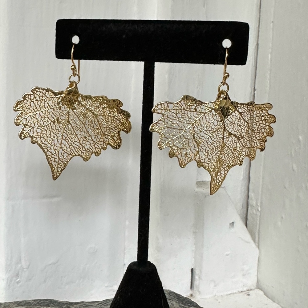 Gold Dipped Poplar Leaf Necklace & Earrings Set - Picture 3 of 3